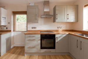 Kitchen- click for photo gallery